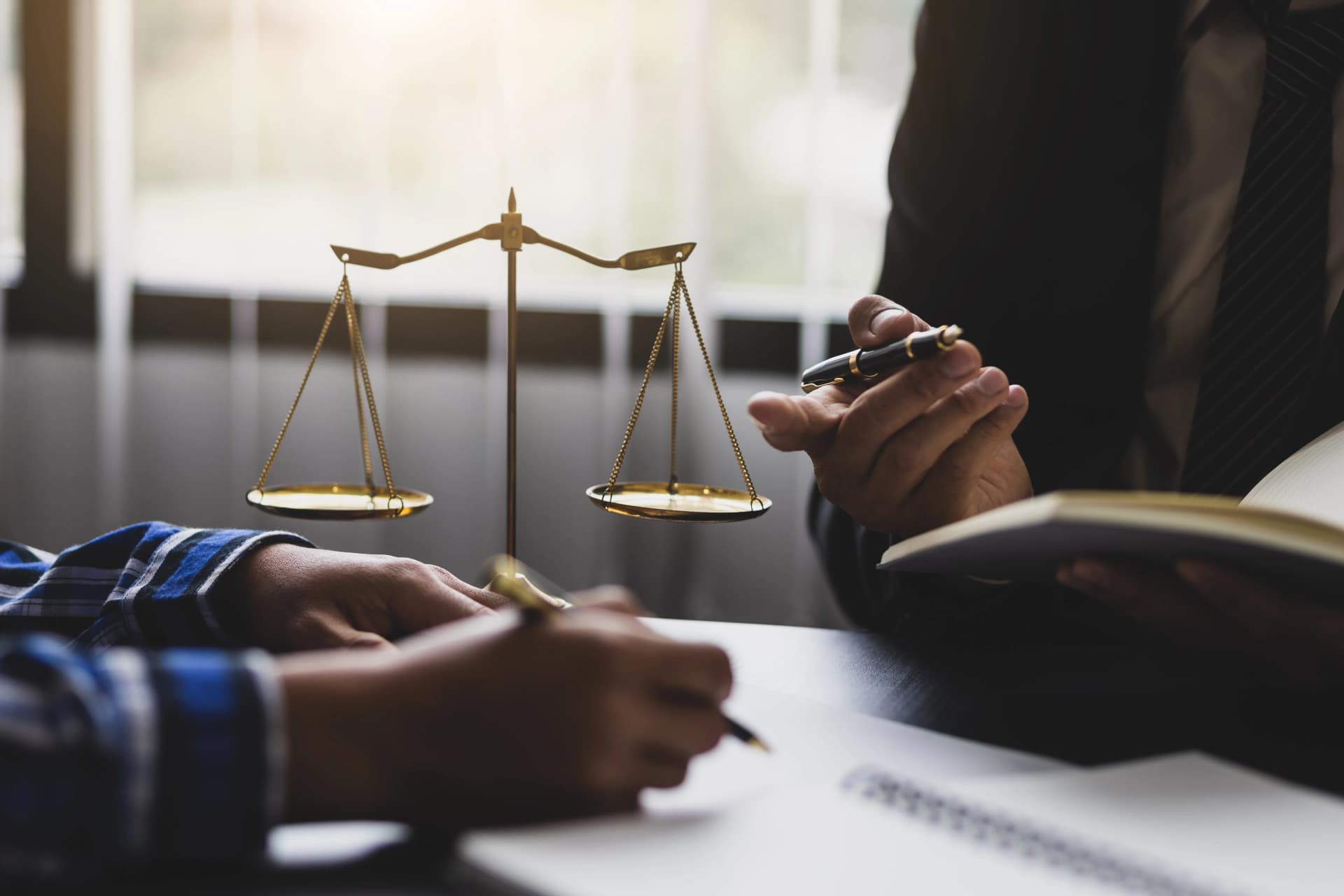 엔터테인먼트전문변호사